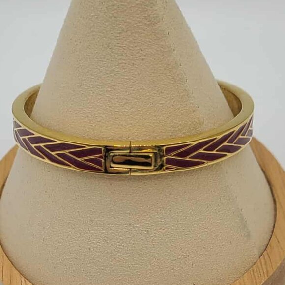 J Crew Gold Tone Dark Red Enamel Hinged Bangle Bracelet - Picture 5 of 8